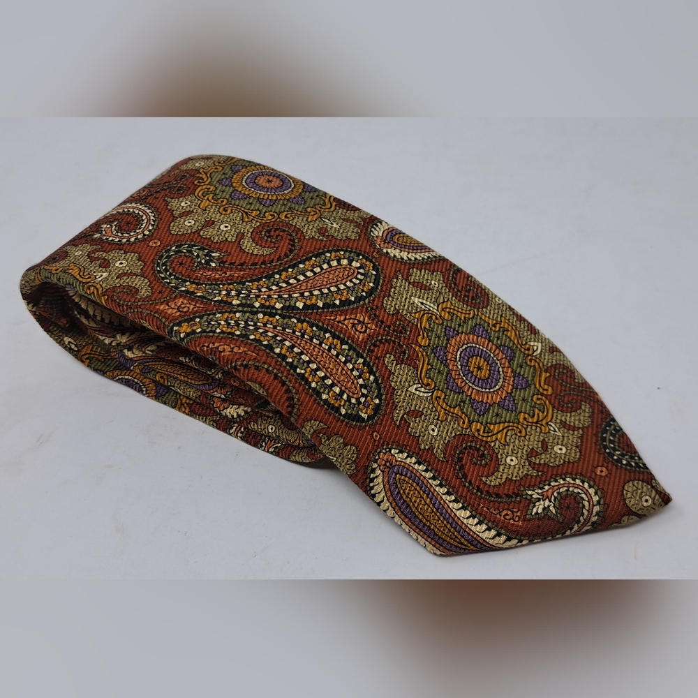 Robert Talbott Best of Class Men's Tie Ancient Madder Paisley Hand Sewn USA 59"